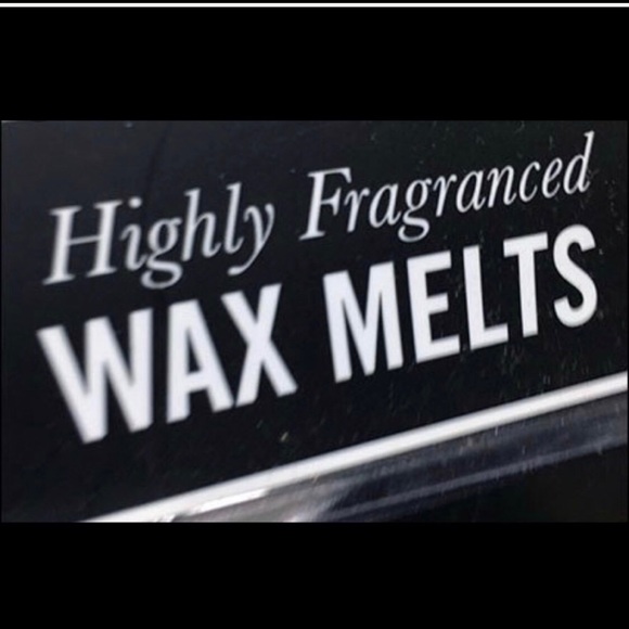 ❤️🔥 WOODWICK NEW HEMP & IVY HOURGLASS CANDLE! - Picture 6 of 7